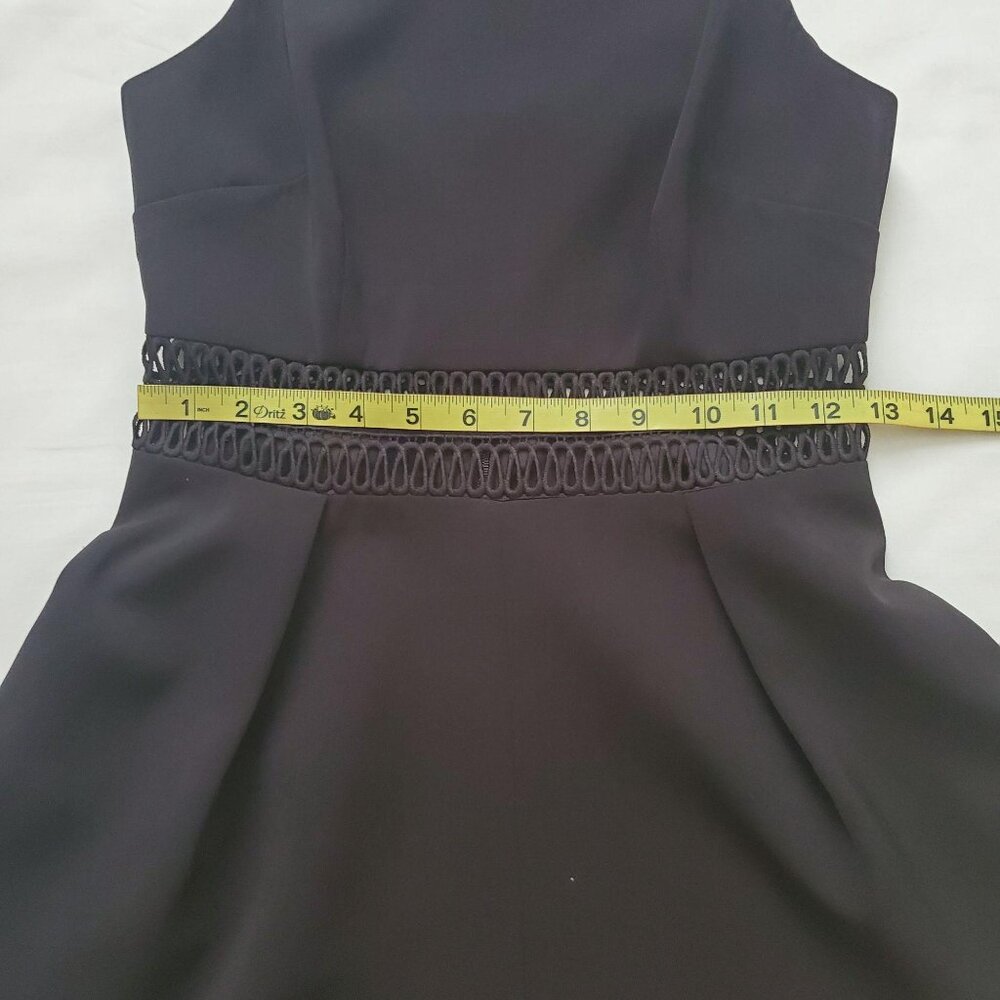 Keepsake‎ Women's High Neck Eyelet Lace Cut-Out Waist Black Short Romper Size XS - Picture 13 of 16